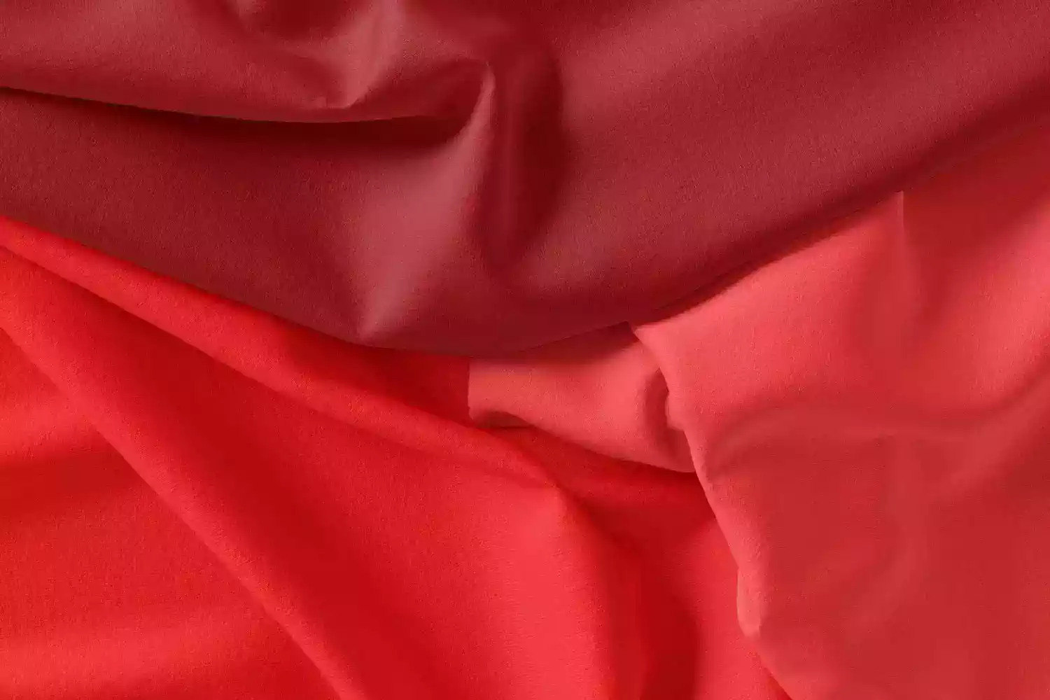 Telas Lisas de Color Rojo Elige más de 40 tejidos diferentes desde 1 metro.